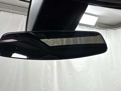 Used 2022 Cadillac XT5 Premium Luxury w/ LPO, Floor Liner Package image 38