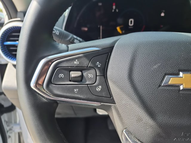 Used 2025 Chevrolet Trax LT w/ LT Convenience Package FWD image 20