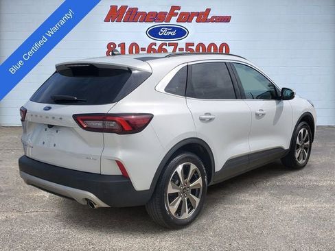 Certified 2025 Ford Escape Platinum AWD/4WD image 3