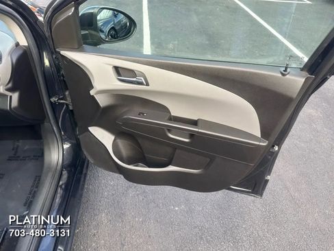 Used 2013 Chevrolet Sonic LT image 17