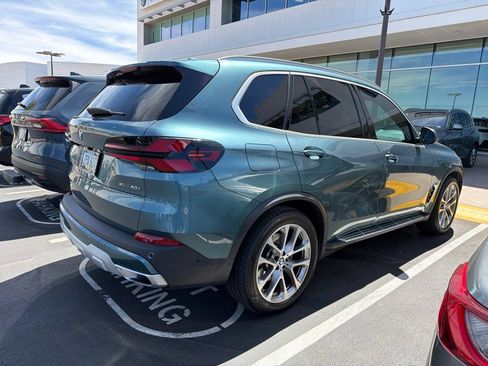 Used 2024 BMW X5 xDrive40i w/ Premium Package AWD/4WD image 3