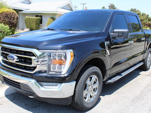 Used 2021 Ford F150 XLT w/ Equipment Group 302A High AWD/4WD image 4