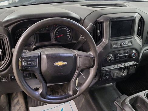 Used 2021 Chevrolet Silverado 2500 W/T w/ WT Convenience Package AWD/4WD image 5