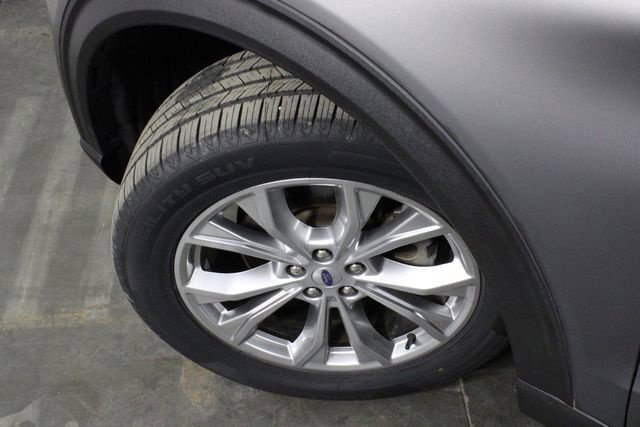 Used 2021 Ford Explorer XLT w/ Equipment Group 202A AWD/4WD image 46