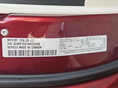 Used 2022 Chrysler Voyager LX FWD image 26