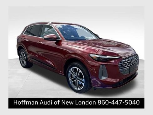 Certified 2025 Audi Q5 Premium Plus w/ Premium Plus image 1