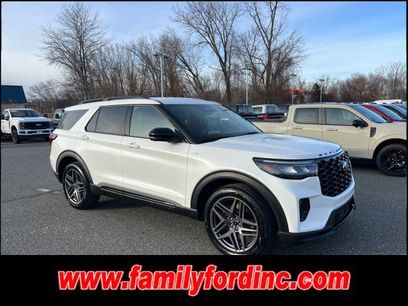Certified 2025 Ford Explorer ST-Line w/ ST-Line Street Pack