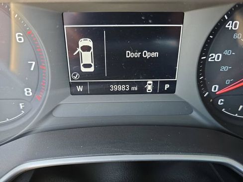 Used 2021 Chevrolet TrailBlazer LS FWD image 24