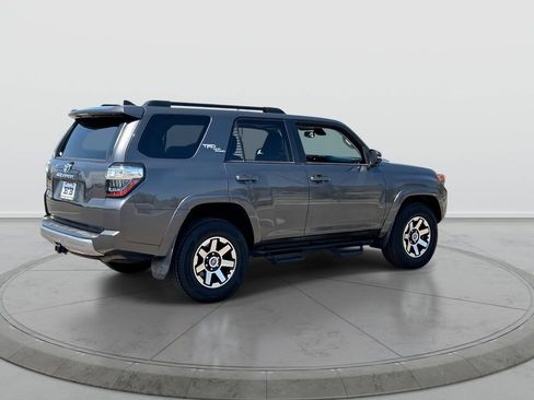 Used 2020 Toyota 4Runner TRD Off-Road Premium w/ Moonroof Package AWD/4WD image 8