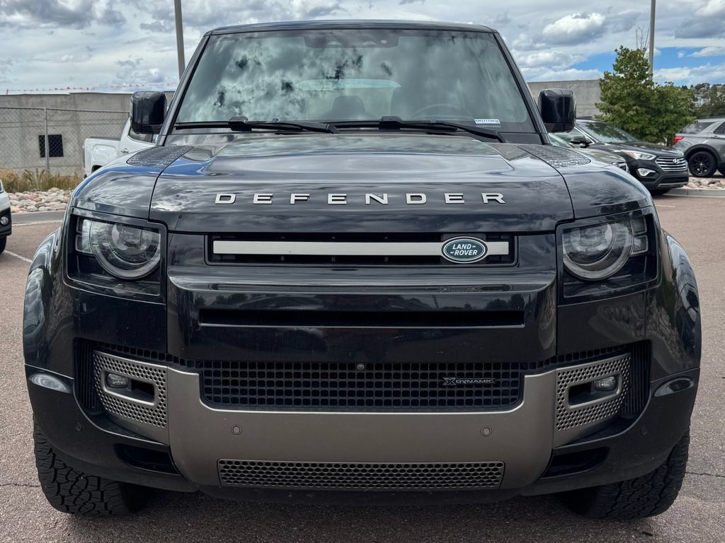 Used 2022 Land Rover Defender 110 X-Dynamic HSE AWD/4WD image 2