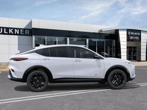 New 2026 Buick Envista Sport Touring image 5