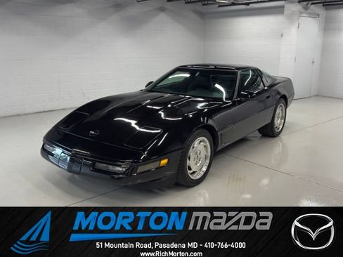 Used 1995 Chevrolet Corvette Coupe RWD image 1