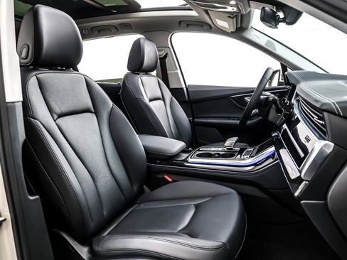 Used 2023 Audi Q7 2.0T Premium Plus w/ Premium Plus Package image 8