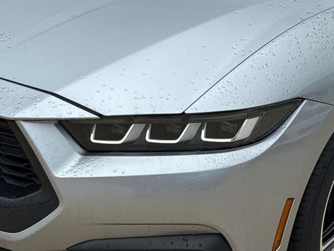 Used 2024 Ford Mustang Premium RWD image 4