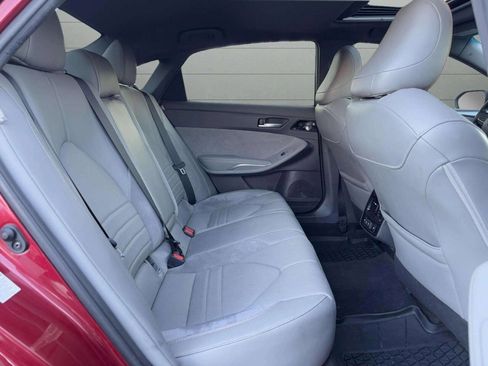 Used 2019 Toyota Avalon Touring w/ Advanced Safety Package image 23