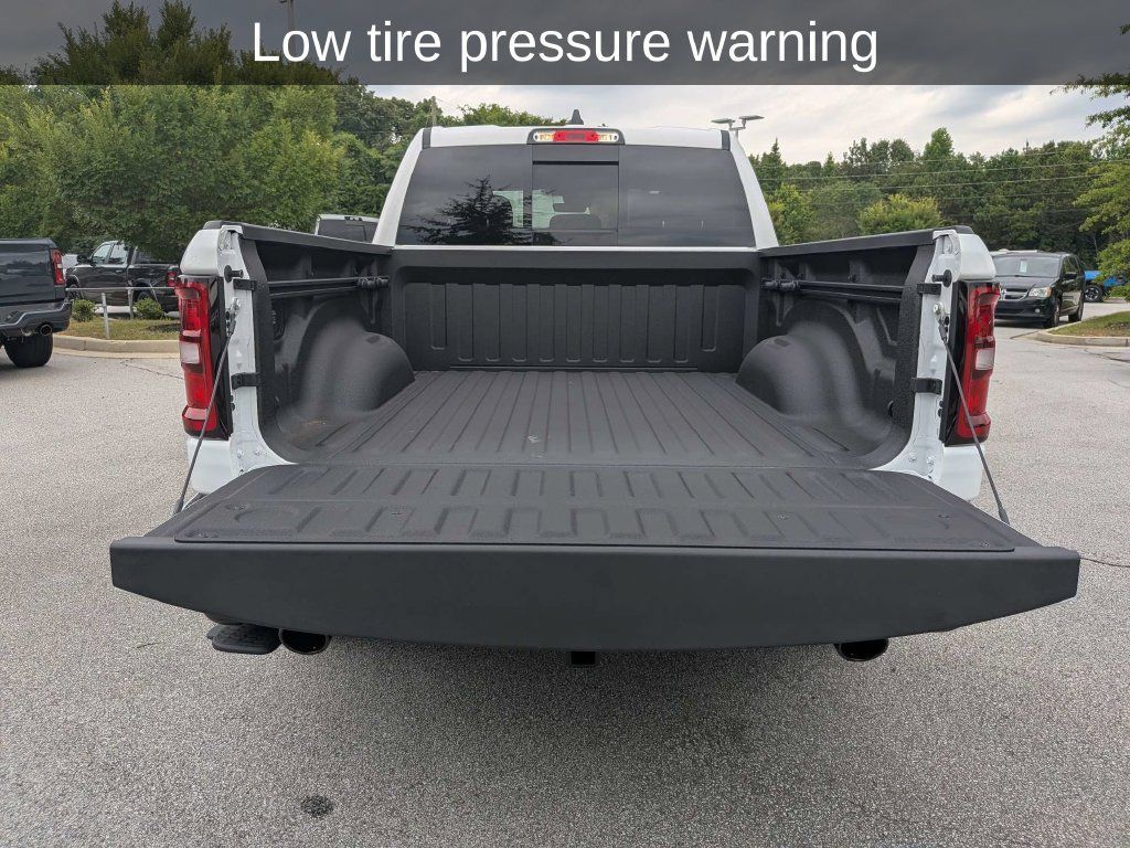 New 2026 RAM 1500 Express AWD/4WD image 7