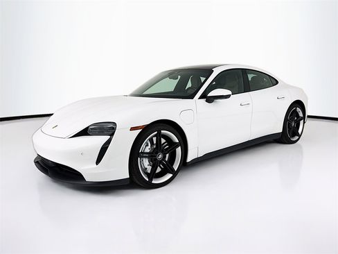 Used 2022 Porsche Taycan image 1
