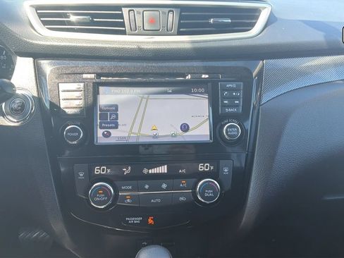 Used 2016 Nissan Rogue SL w/ SL Premium Package AWD/4WD image 12