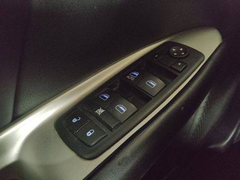 Used 2017 Dodge Journey SE w/ Flexible Seating Group FWD image 27