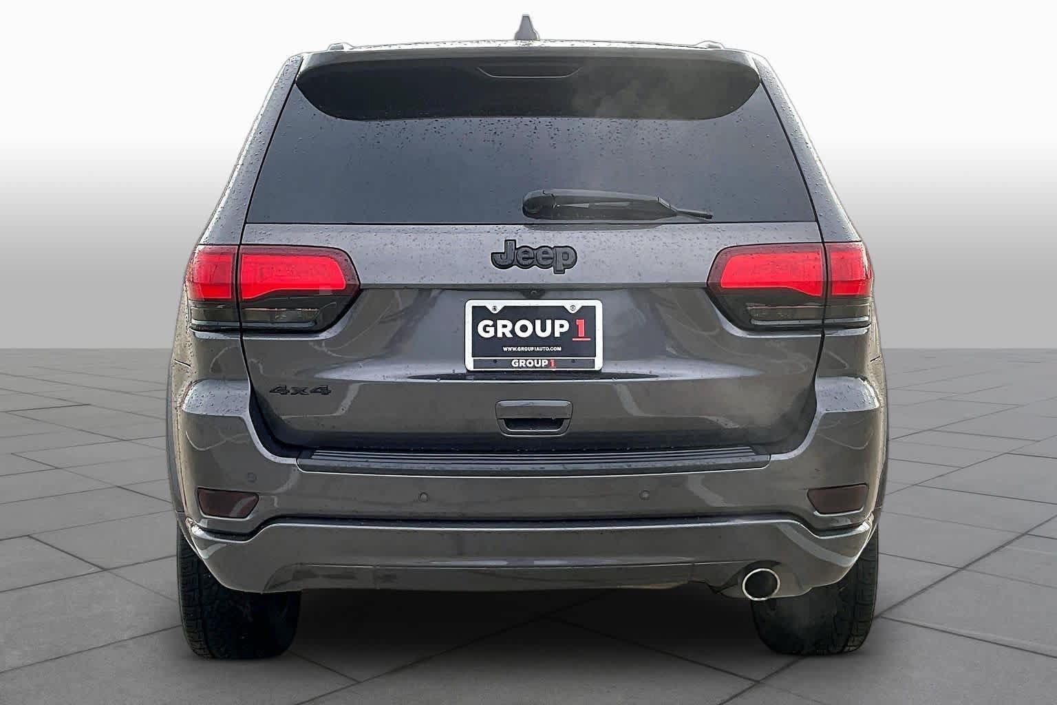 Used 2019 Jeep Grand Cherokee Altitude AWD/4WD image 5