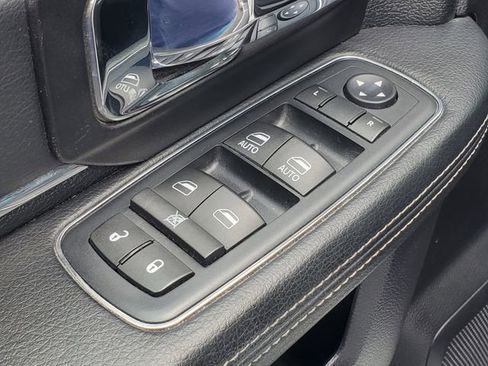 Used 2016 RAM 1500 Laramie w/ Convenience Group AWD/4WD image 15
