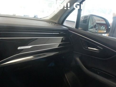 Used 2022 Audi Q7 3.0T Premium Plus w/ Premium Plus Package image 14