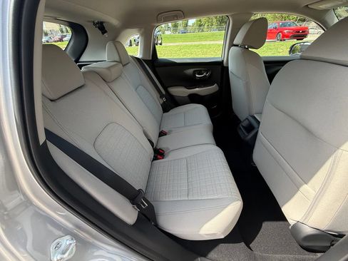 Used 2025 Honda HR-V LX image 32