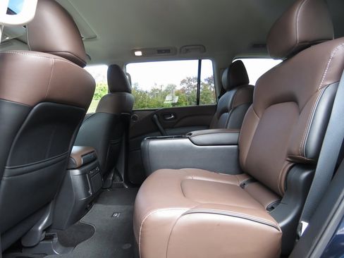 Used 2024 INFINITI QX80 Premium Select w/ Cargo Package image 22