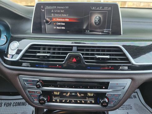 Used 2016 BMW 750i xDrive image 37