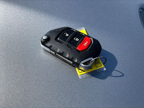 Used 2021 Jeep Wrangler Unlimited Sport image 37