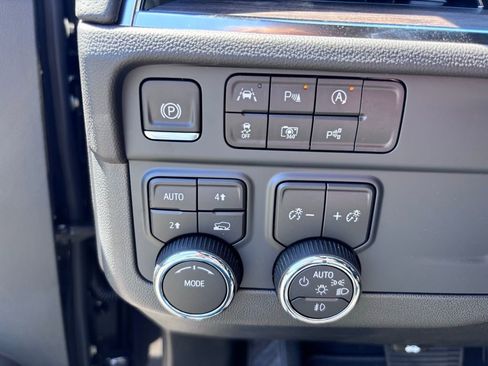 New 2025 Chevrolet Tahoe Premier AWD/4WD image 24