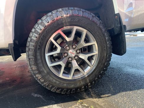 Used 2022 GMC Canyon AT4 w/ Trailering Package image 31