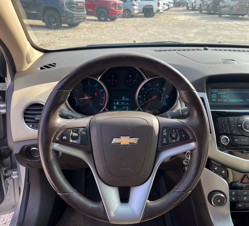 Used 2012 Chevrolet Cruze LT FWD image 21