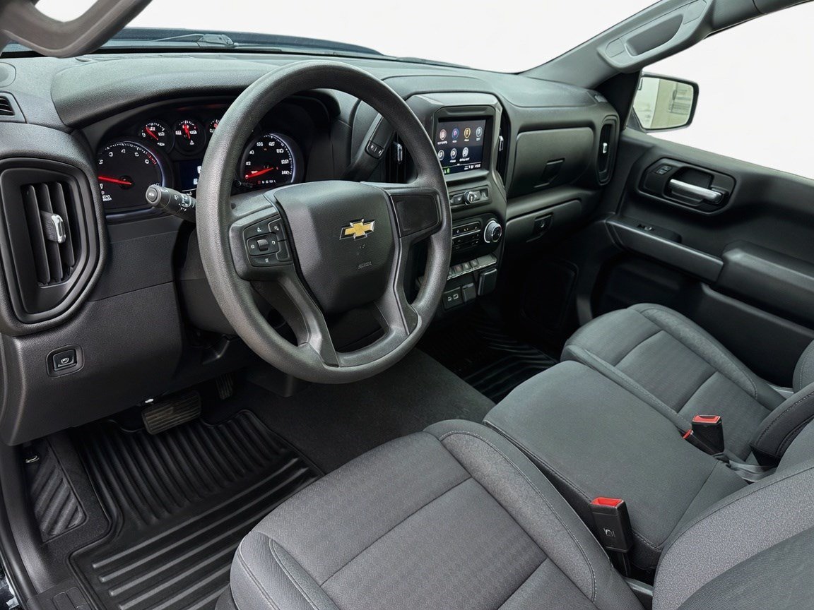 Used 2022 Chevrolet Silverado 1500 Custom RWD image 7