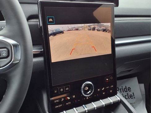 New 2026 GMC Terrain Elevation w/ Elevation Premium Package image 9