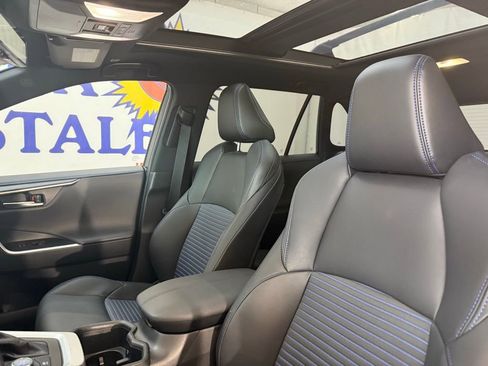 Used 2024 Toyota RAV4 XSE w/ Advanced Technology Package AWD/4WD image 9