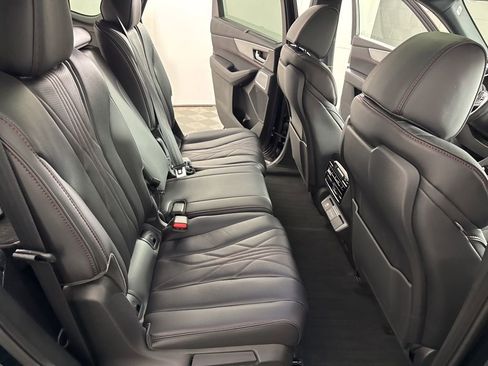 Used 2025 Acura MDX A-Spec image 22