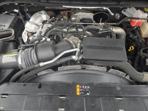 Used 2024 Chevrolet Silverado 2500 LTZ w/ LTZ Plus Package AWD/4WD image 16