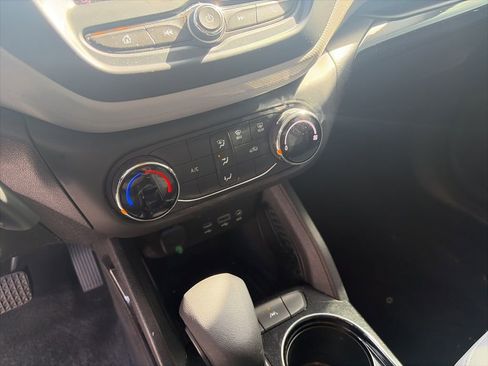 Used 2021 Chevrolet TrailBlazer LS image 15