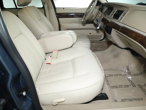 Used 2008 Mercury Grand Marquis GS image 30