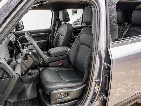 Used 2024 Land Rover Defender 130 Outbound image 4