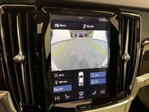 Used 2018 Volvo S90 T5 Momentum w/ Convenience Package AWD/4WD image 11