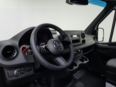 New 2025 Mercedes-Benz Sprinter 2500 image 16