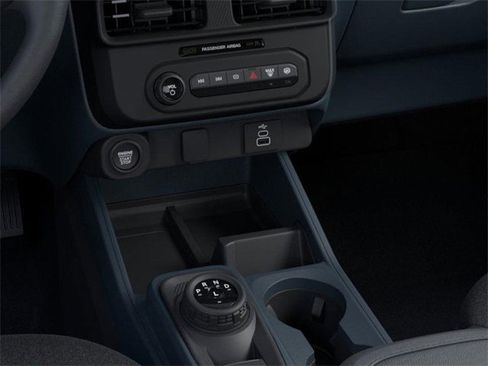 New 2025 Ford Maverick XLT w/ XLT Luxury Package image 16
