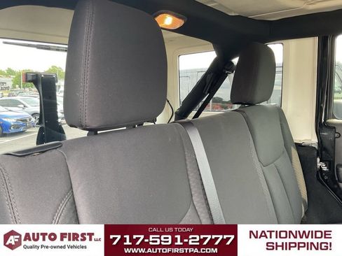 Used 2016 Jeep Wrangler Unlimited Sport w/ Quick Order Package 24S AWD/4WD image 15