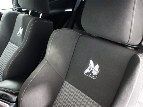 Used 2022 Dodge Challenger R/T Scat Pack RWD image 4