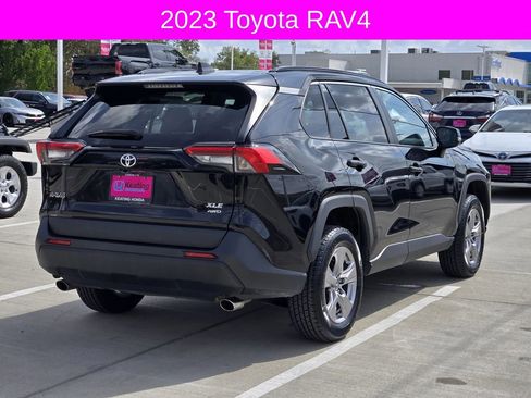 Used 2023 Toyota RAV4 XLE image 5
