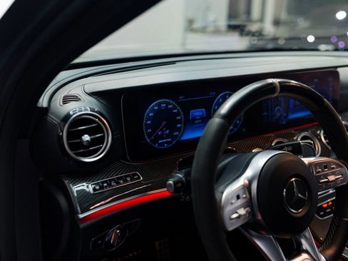 Used 2019 Mercedes-Benz E 63 AMG S image 40