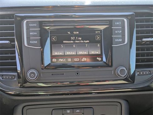 Used 2017 Volkswagen Beetle 1.8T S image 18