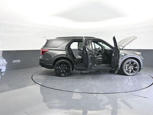 Used 2023 Ford Explorer ST-Line w/ Class IV Trailer Tow Package image 41